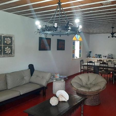Casa 5 Quartos, Ampla, A 100 Metros Da Praia. Amigos E Familia Sao Bem Vindos A Essa Casa. Venha Viver Momentos Inesqueciveis Aqui. Guarapari Luaran gambar